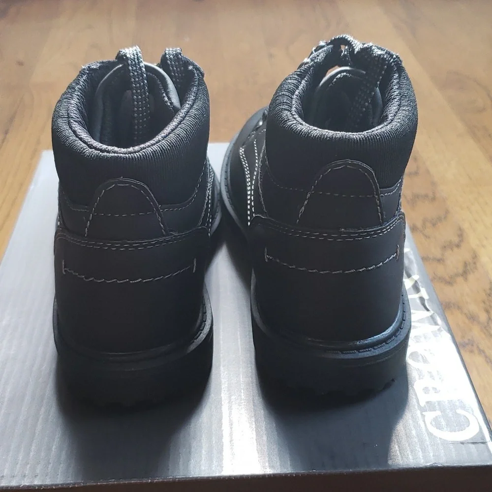 NIB Leon Boot Black Crown Vintage Size 13 Youth